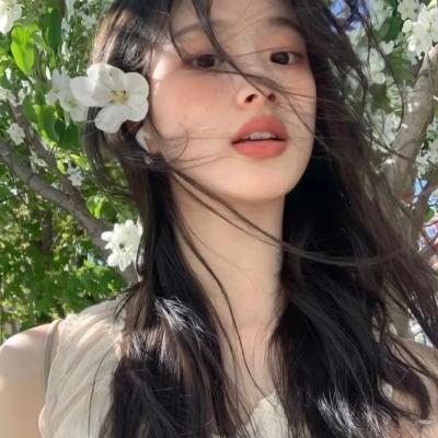 相亲失败，我闪婚了个千亿霸总